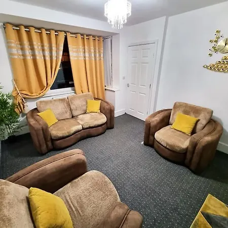 Nc23, Setup For Your Amazing & Relaxed + Free Parking + Free Fast Wifi Holiday home *